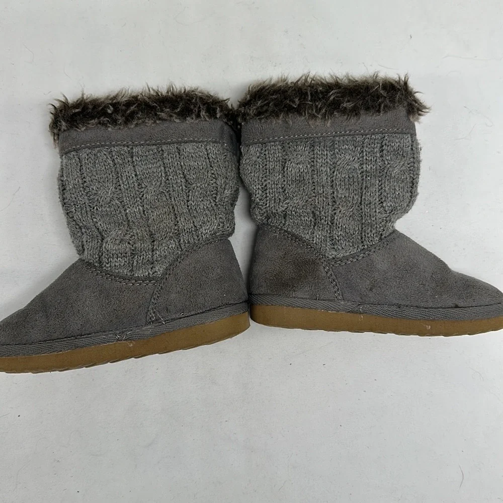 Carter’s Toddler Kids Gray Faux Fur Wool Boots Size 6